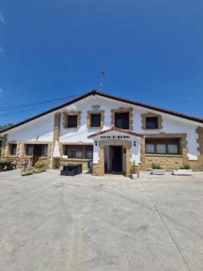 Apartamento con jardín y parking privado